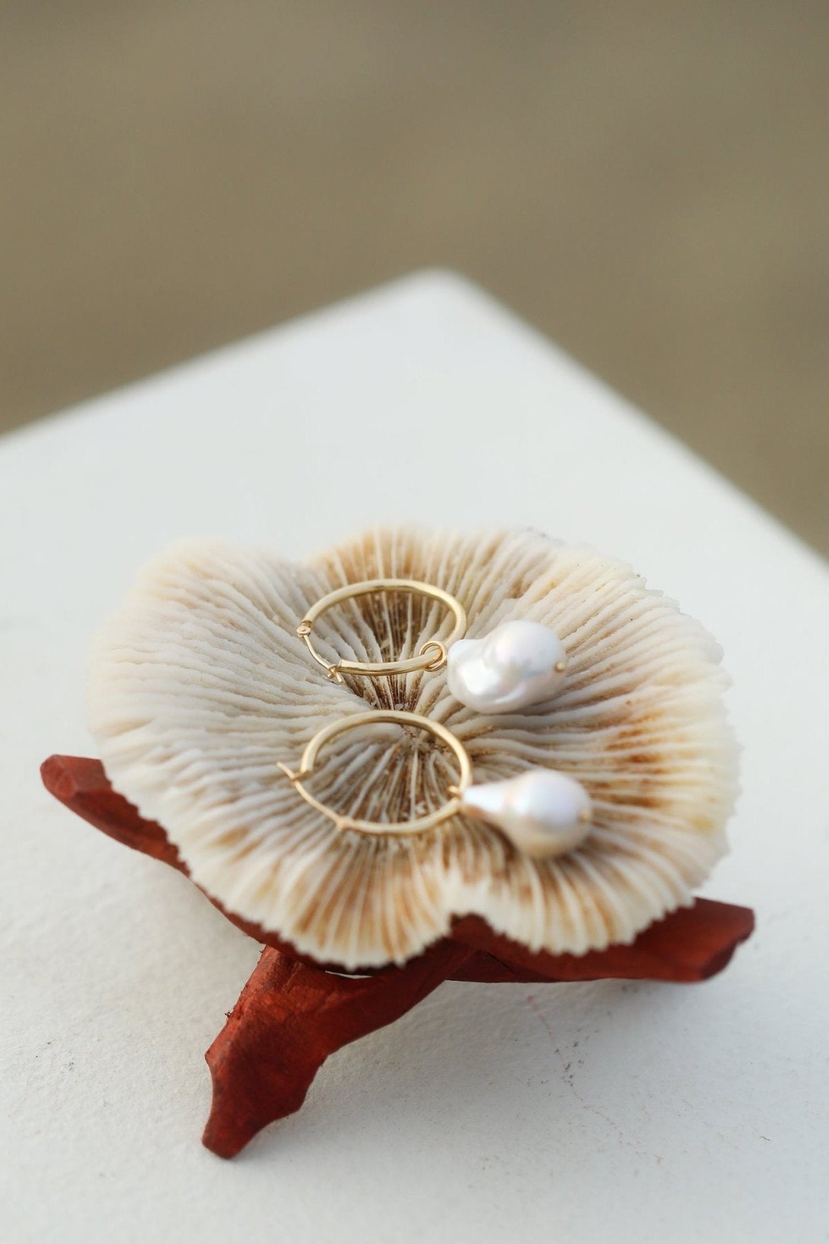 The Ursa Major Earring in Solid Gold - Maris Pearl Co.